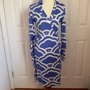 Diane von Furstenberg Wrap Dress Blue White Geometric Silk V-Neck Long Sleeve 8